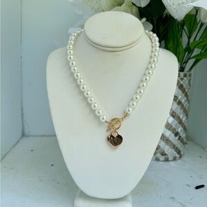 DEVIKA NECKLACES